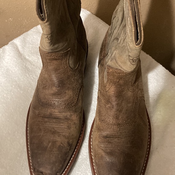 Mens Ariat Boots Sz10D(Fit like 11-11.5) - Picture 3 of 8